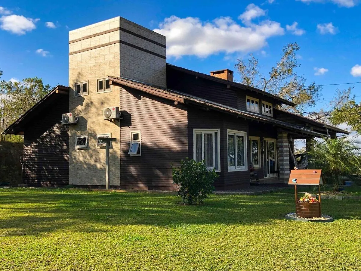 Chalet Casa Vale Das Laranjeiras Praia Grande  Brazil